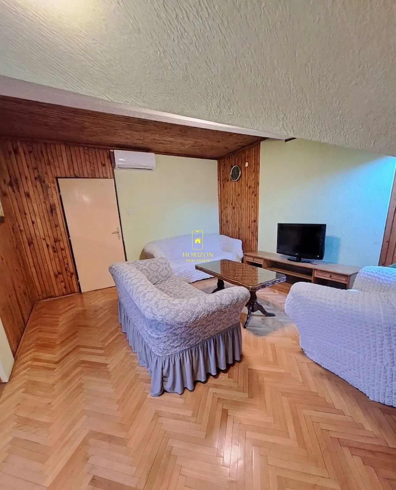 Dvosoban stan, Preko Morače, fotografija 3
